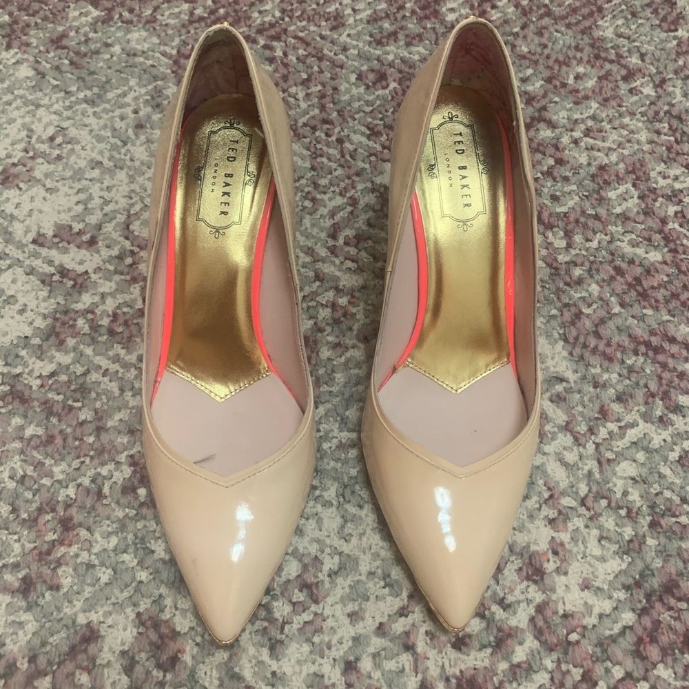 Ted baker pumps